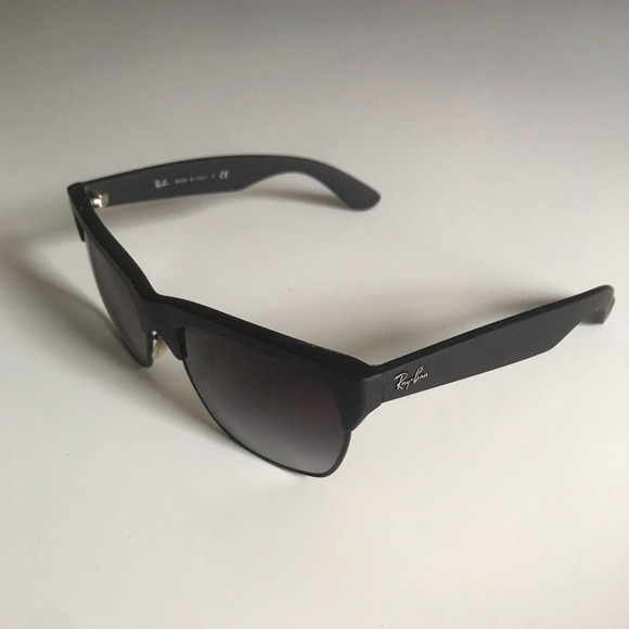 Ray-Ban Dylan Wayfarer in Matte Black - Picture 3 of 5